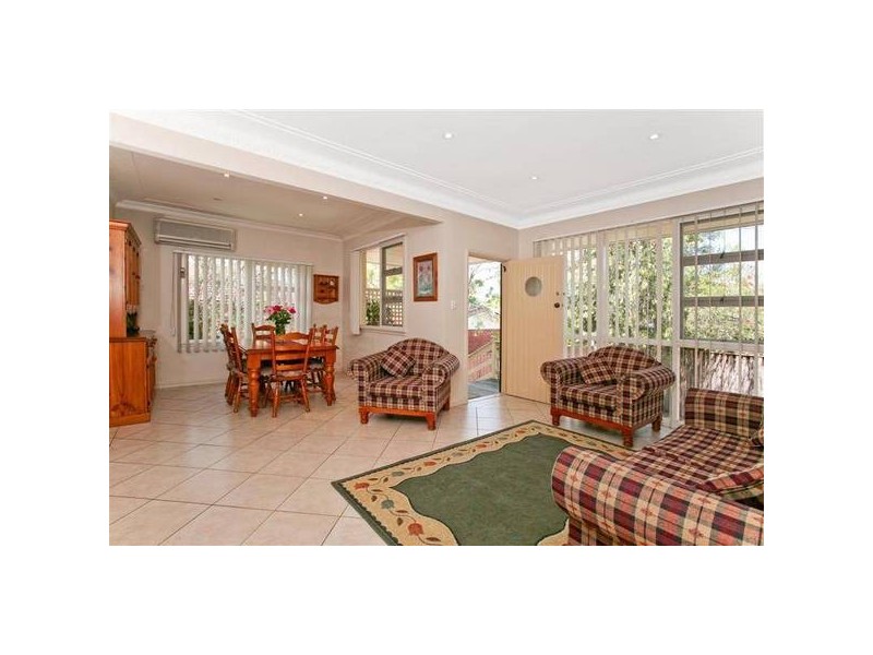 2 2 Tripoli Avenue, Carlingford NSW 2118