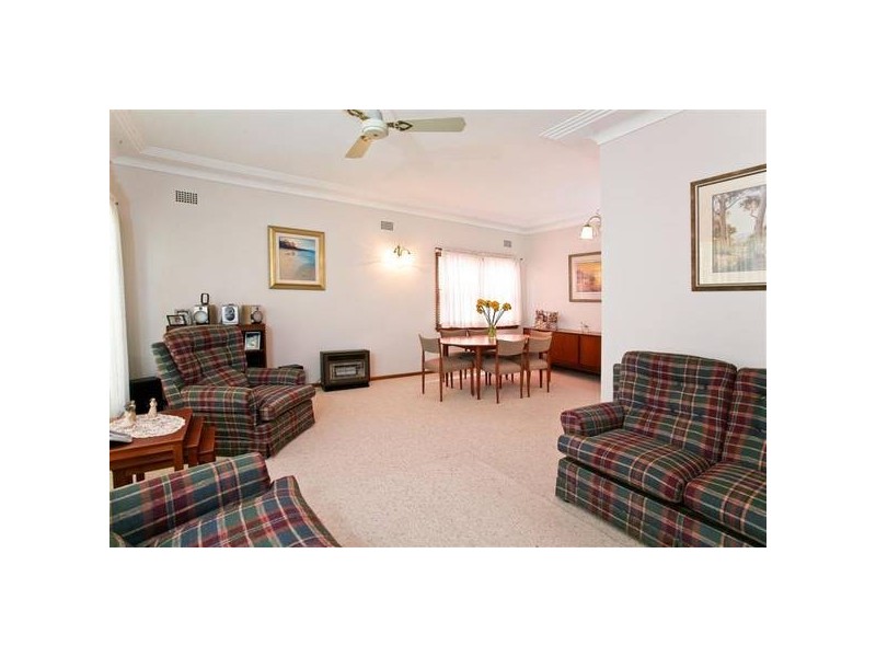 14 Montgomery Road, Carlingford NSW 2118