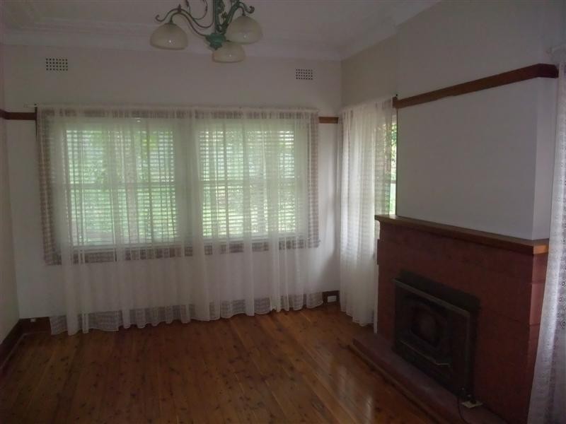 16 Florence Avenue, Denistone NSW 2114