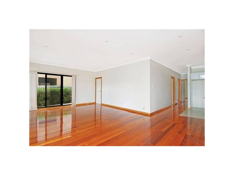 8 Wolger Road, Ryde NSW 2112