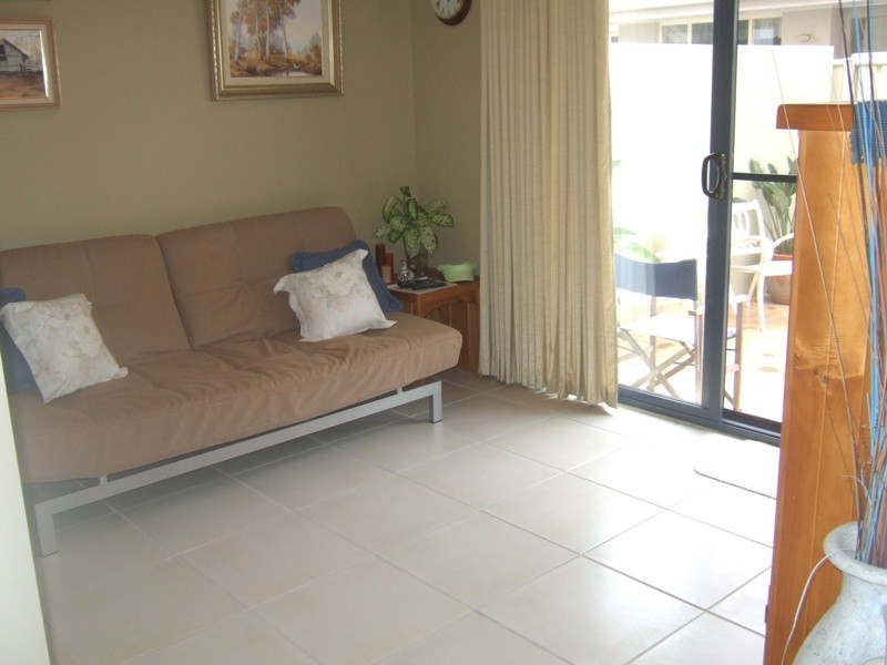 2/56 Woodburn Street, Evans Head NSW 2473