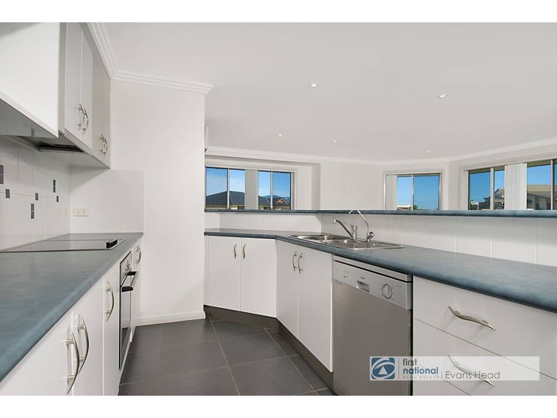 1/1 Palm Place, Evans Head NSW 2473