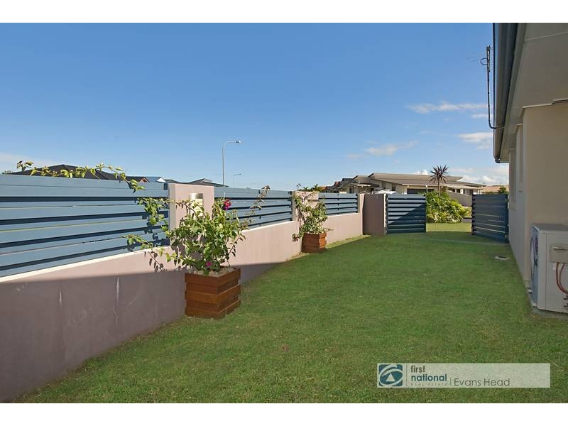1/1 Palm Place, Evans Head NSW 2473