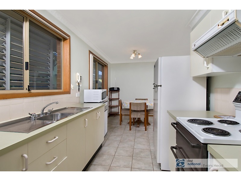 2/44 Woodburn Street, Evans Head NSW 2473