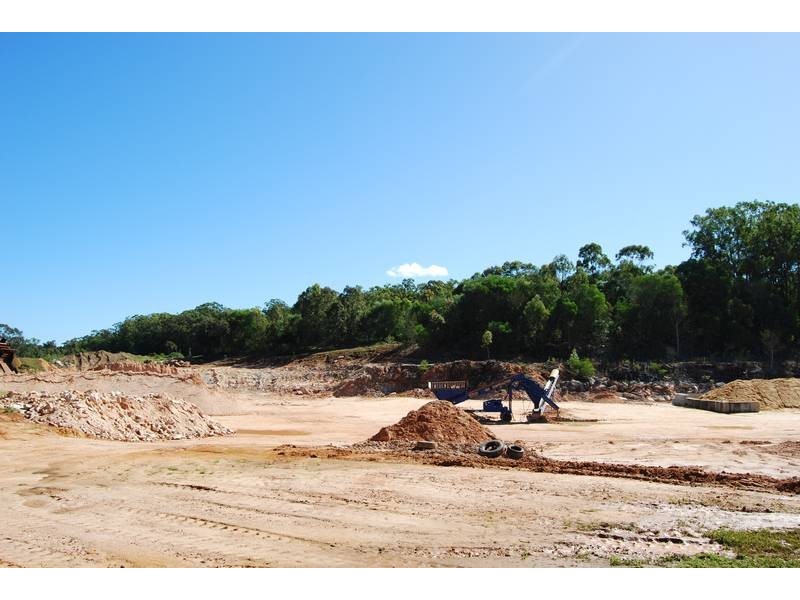 215 Haughwood Road, Bora Ridge NSW 2471