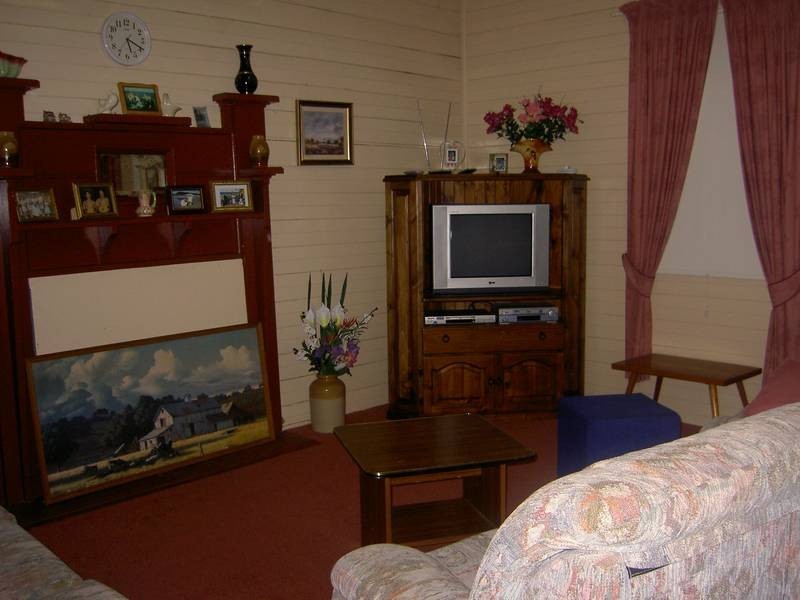 215 Haughwood Road, Bora Ridge NSW 2471