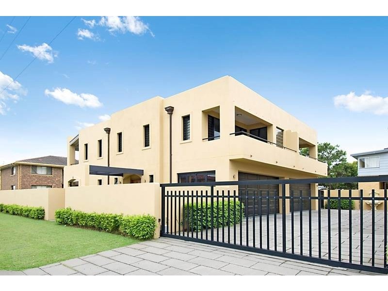 3/2 Heath Street, Evans Head NSW 2473