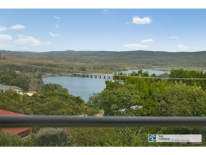 24 Pacific Crescent, Evans Head NSW 2473