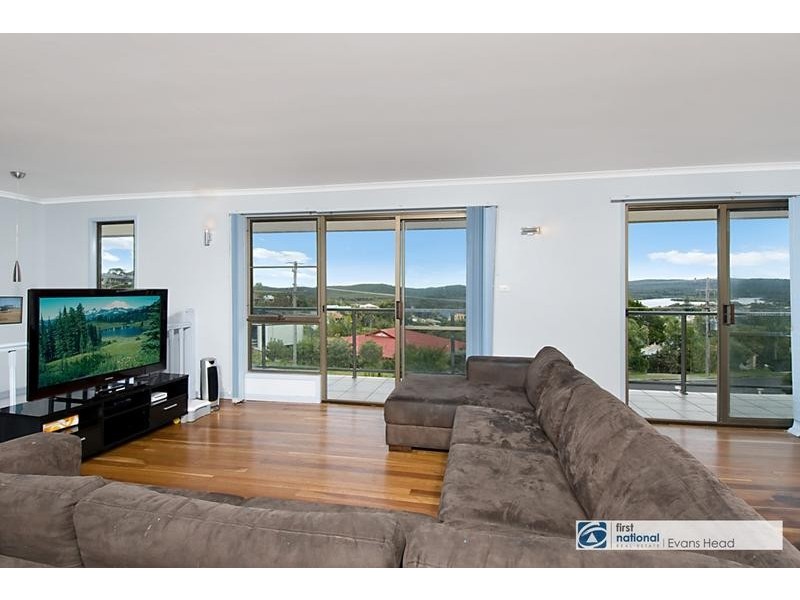 24 Pacific Crescent, Evans Head NSW 2473