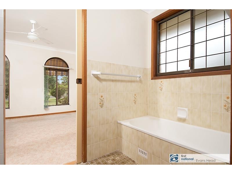 11 Fern Place, Evans Head NSW 2473