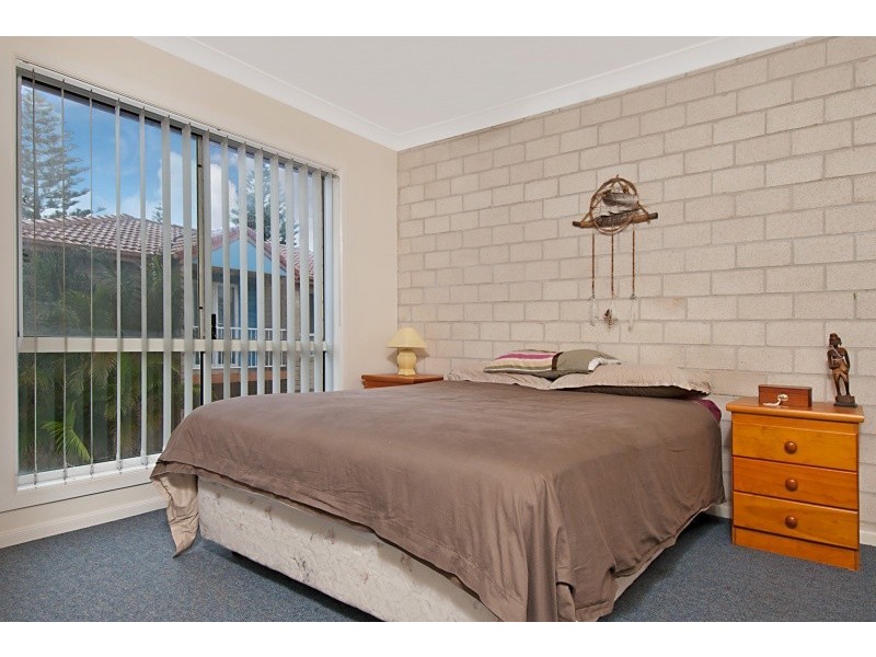 1/4 Flame St, Evans Head NSW 2473