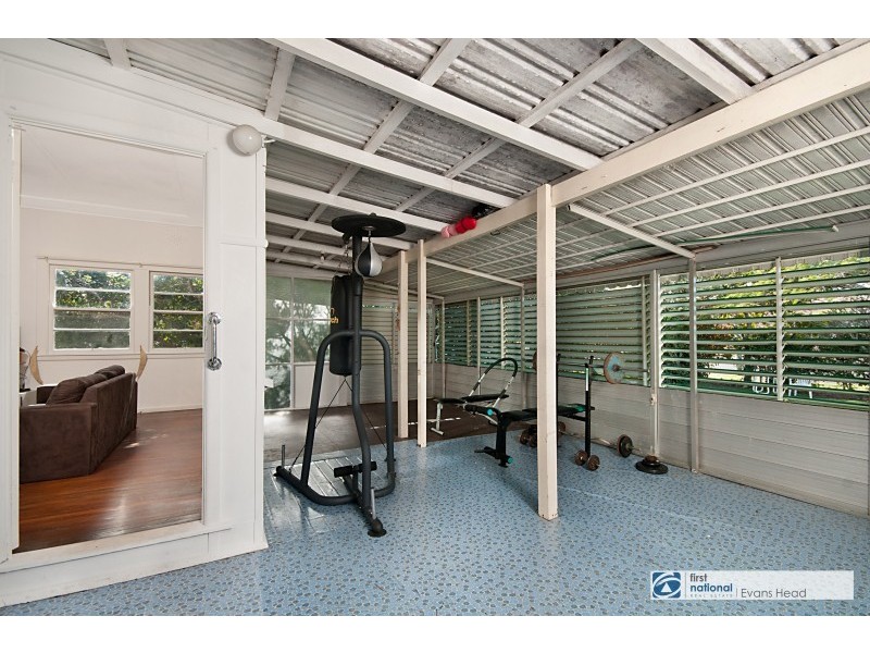 73 Woodburn St, Evans Head NSW 2473