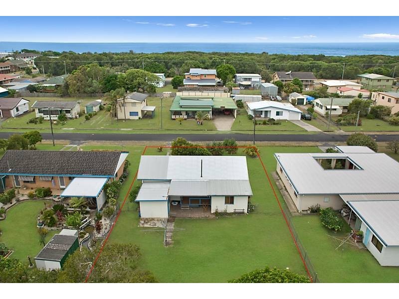 65 Heath St, Evans Head NSW 2473