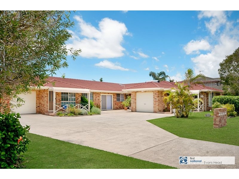 3/2 Tuckeroo Crescent, Evans Head NSW 2473