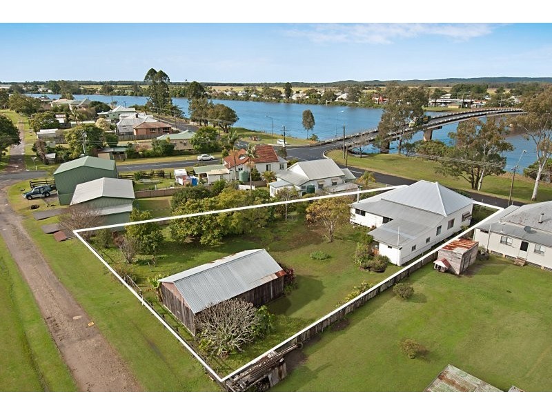 52 Bank Street, Woodburn NSW 2472