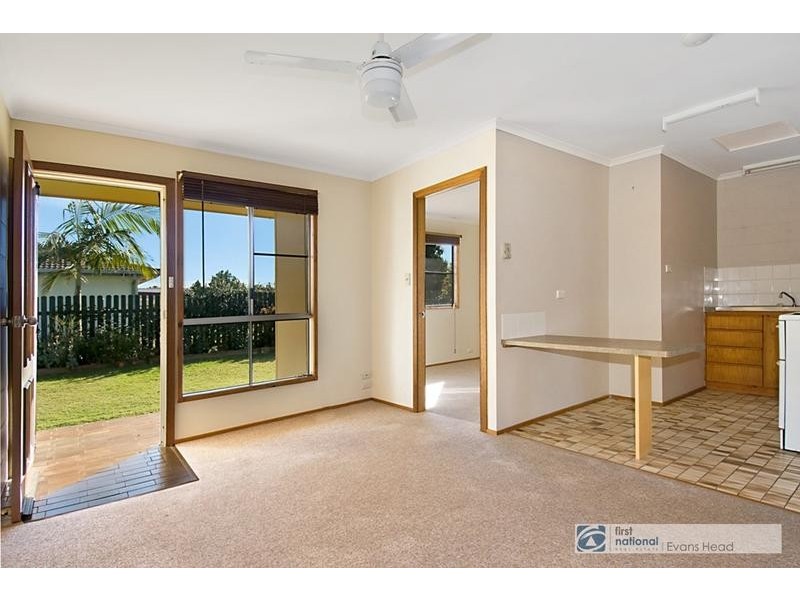 2/6 Cassia Street, Evans Head NSW 2473