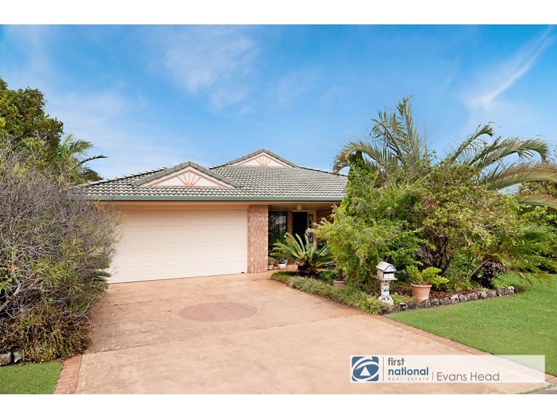13 Bottlebrush Crescent, Evans Head NSW 2473