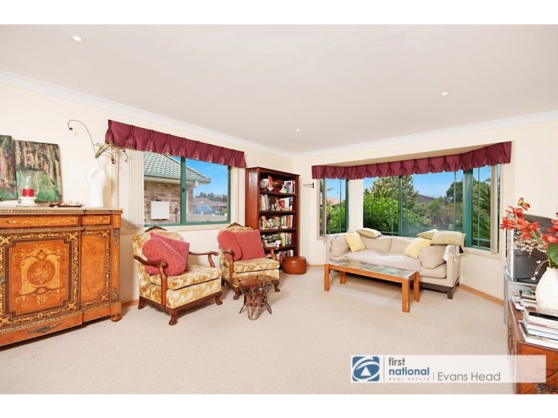 13 Bottlebrush Crescent, Evans Head NSW 2473