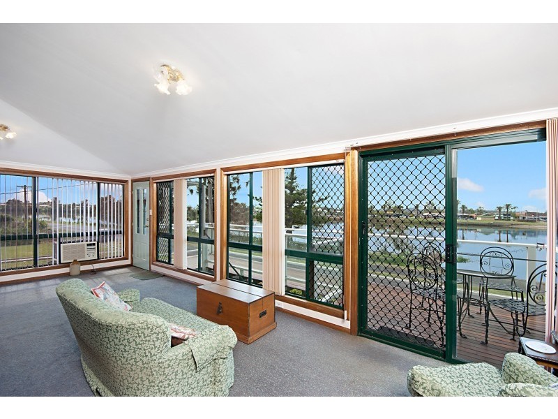 72 Bank Street, Woodburn NSW 2472