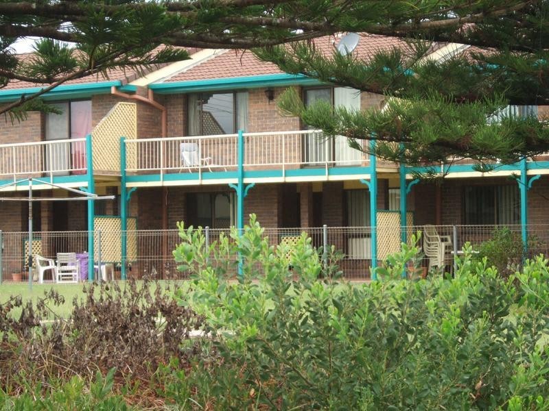 2/6 Flame Street, Evans Head NSW 2473