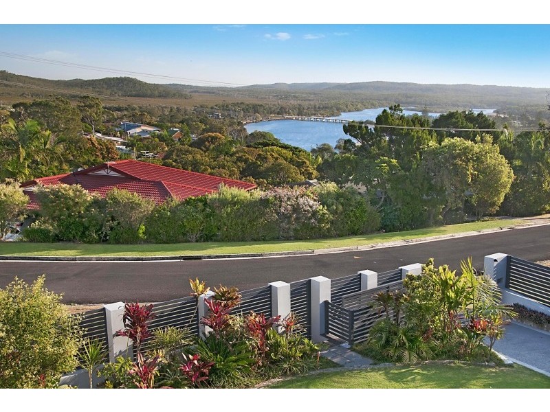 24 Pacific Crescent, Evans Head NSW 2473
