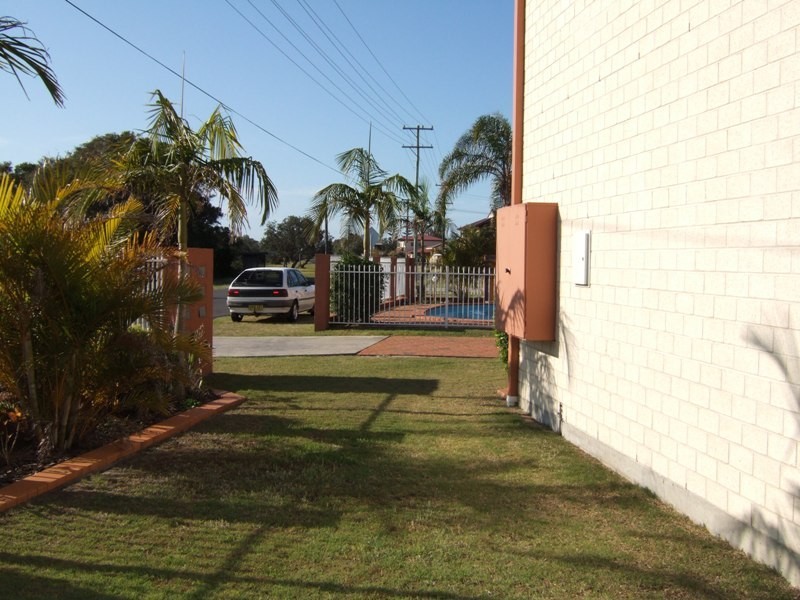 1/4 Flame, Evans Head NSW 2473