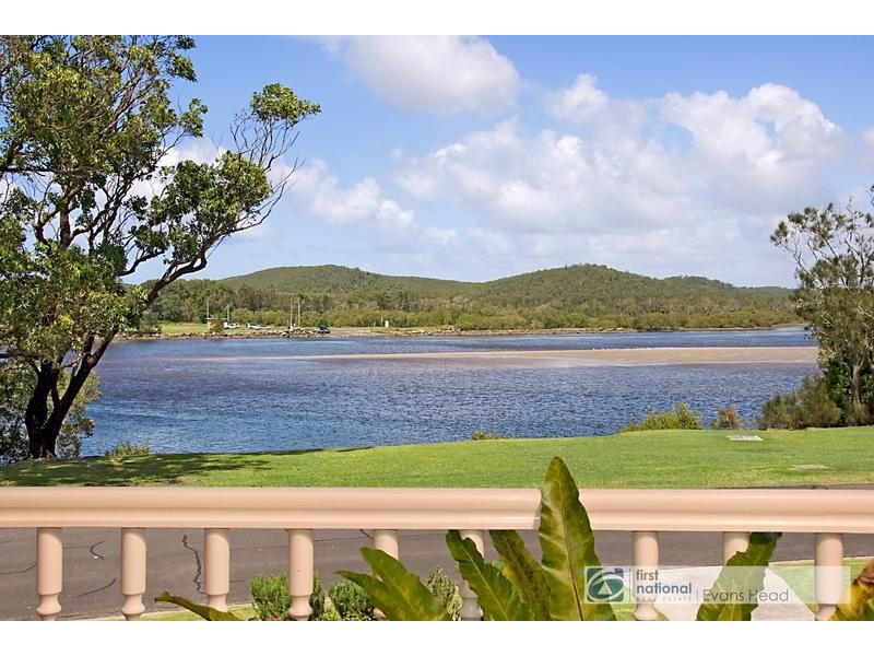 10 Mangrove Street, Evans Head NSW 2473