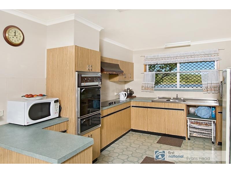 10 Mangrove Street, Evans Head NSW 2473