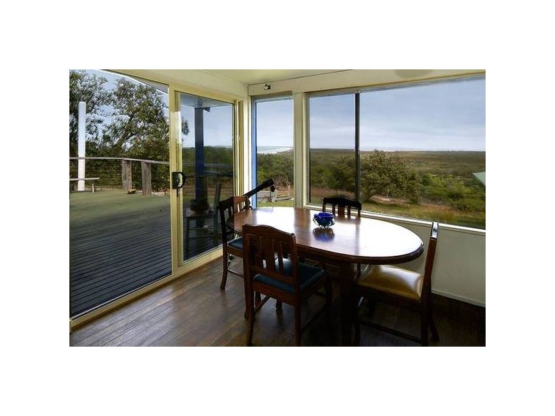 2 Seaview Crescent, Broadwater NSW 2472