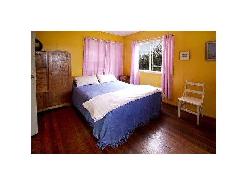 2 Seaview Crescent, Broadwater NSW 2472