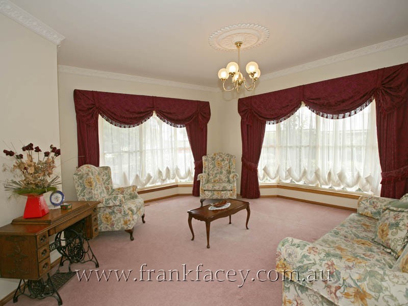 54-56 Marisa Crescent, Berwick VIC 3806