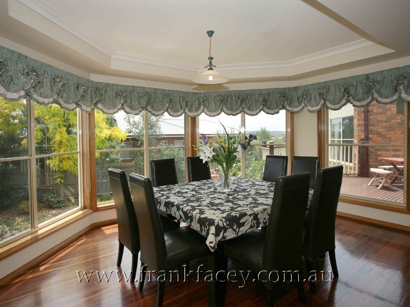 54-56 Marisa Crescent, Berwick VIC 3806