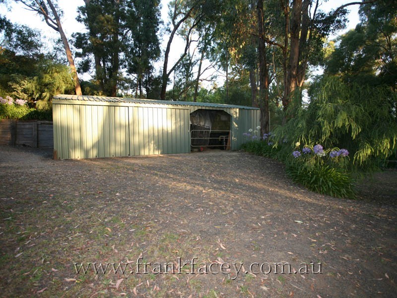 124 Stoney Creek Road, Beaconsfield Upper VIC 3808