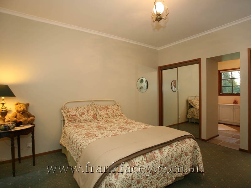 124 Stoney Creek Road, Beaconsfield Upper VIC 3808