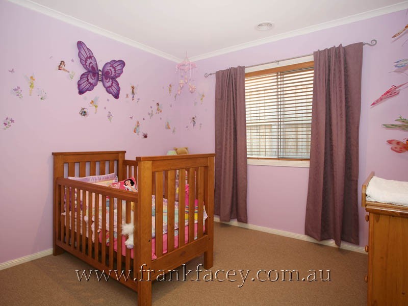 11 Belmont Road, Berwick VIC 3806