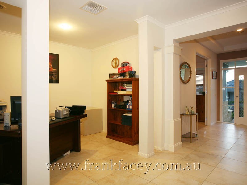 11 Belmont Road, Berwick VIC 3806