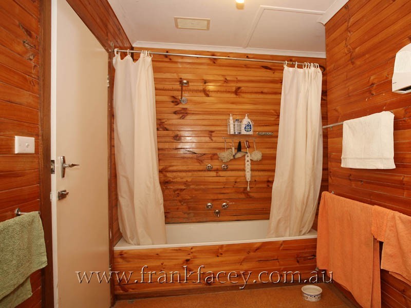 191 Officer Road, Officer VIC 3809