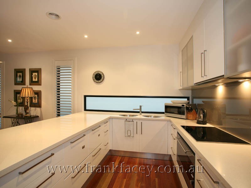 4 Canberra Avenue, Berwick VIC 3806