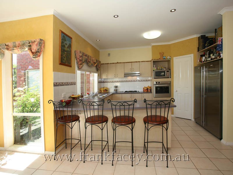 56 Littlecroft Avenue, Narre Warren South VIC 3805