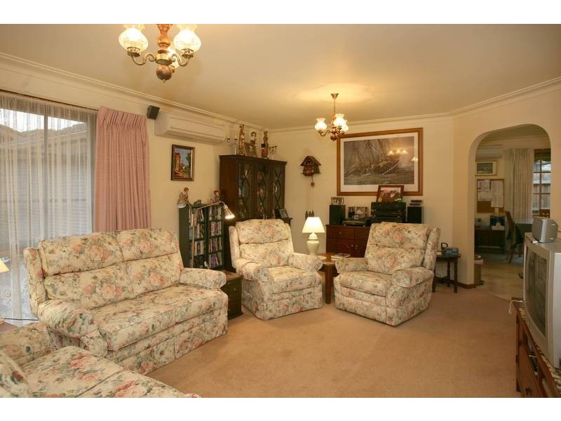 2/7 Elgin Street, Berwick VIC 3806