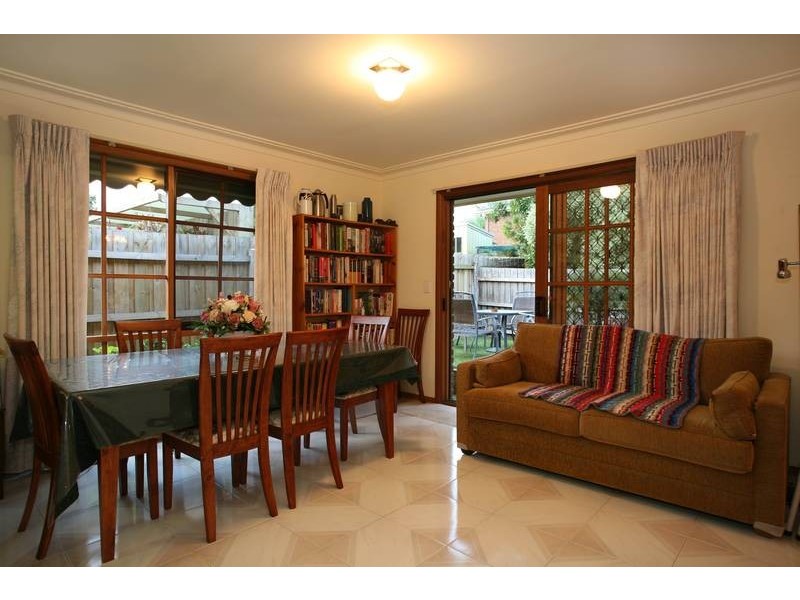 2/7 Elgin Street, Berwick VIC 3806