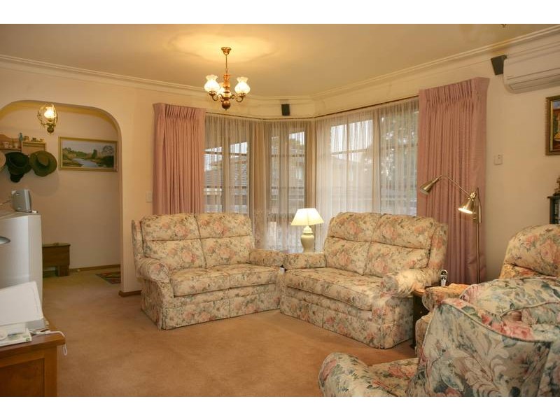 2/7 Elgin Street, Berwick VIC 3806