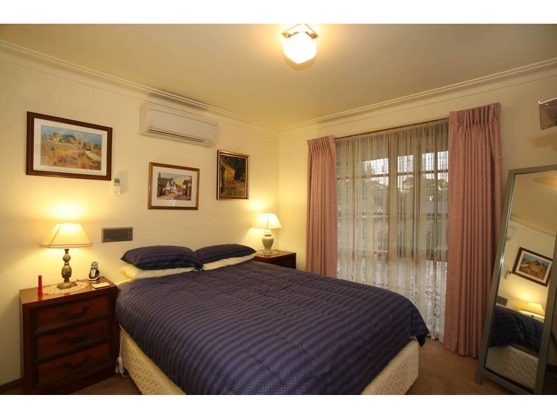 2/7 Elgin Street, Berwick VIC 3806