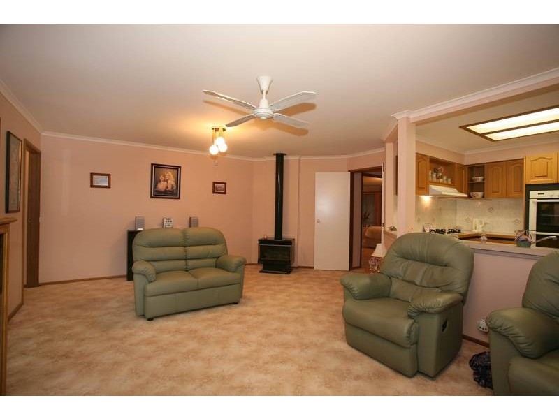 30 Howell Drive, Berwick VIC 3806