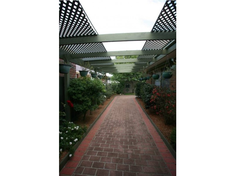 30 Howell Drive, Berwick VIC 3806