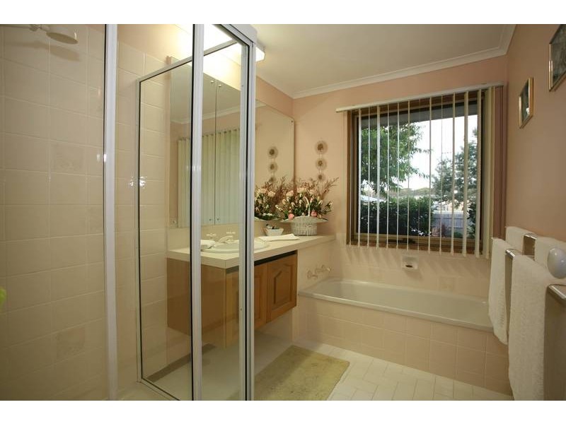 30 Howell Drive, Berwick VIC 3806