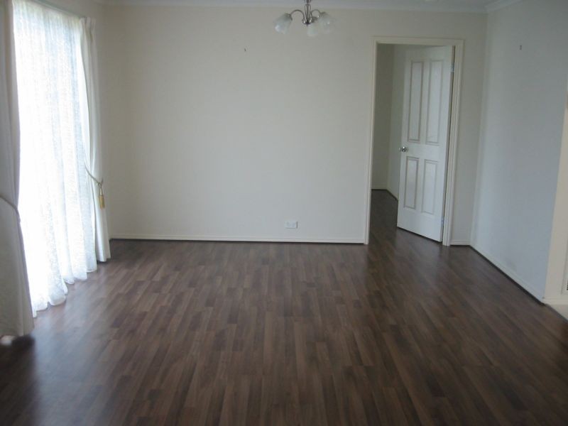 16 Harrington Drive, Narre Warren South VIC 3805