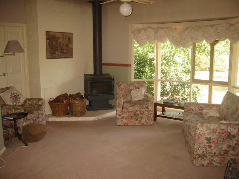 96 Mary Street, Officer VIC 3809