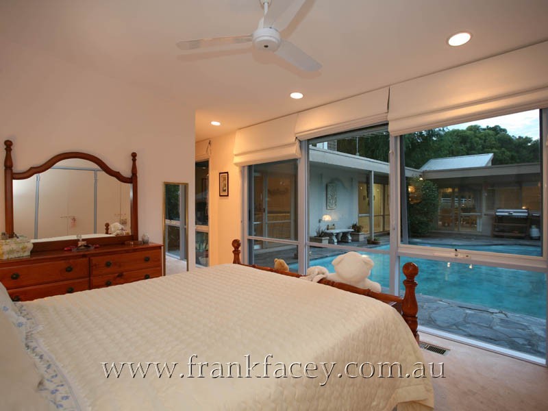 46 Beaconsfield-Emerald Road, Beaconsfield Upper VIC 3808
