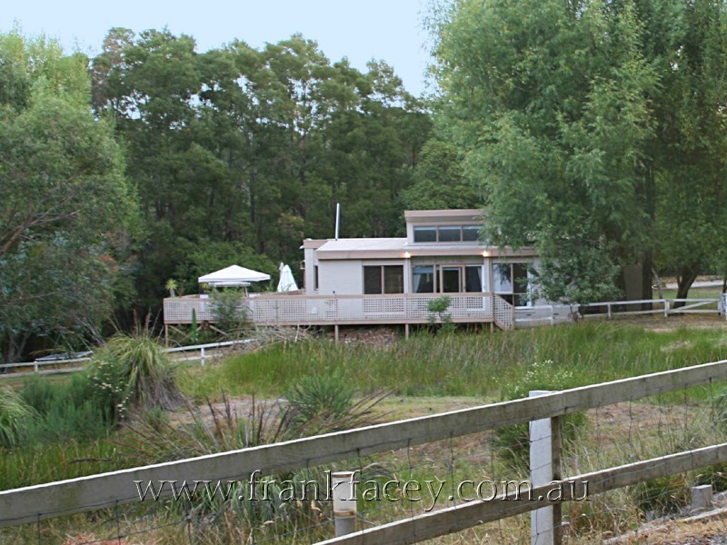 46 Beaconsfield-Emerald Road, Beaconsfield Upper VIC 3808